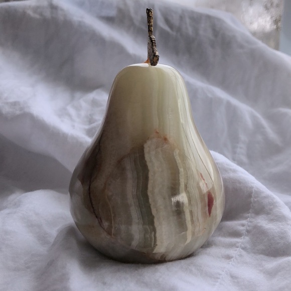 Onyx Pear Decorative Fruit. Gold/Brass Stem. Solid Onyx Marble. - Picture 8 of 11
